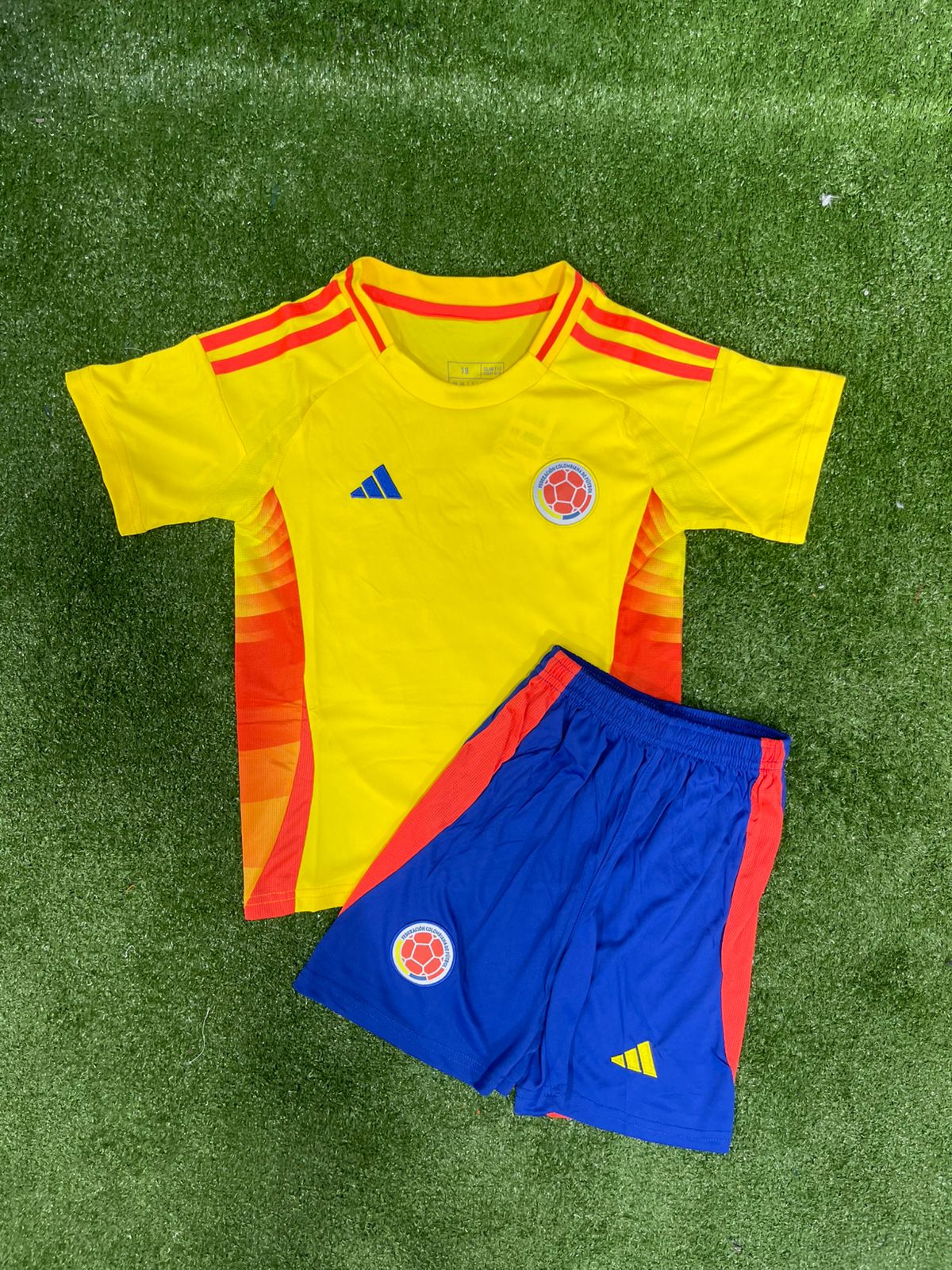 UNIFORMES DE FUTBOL