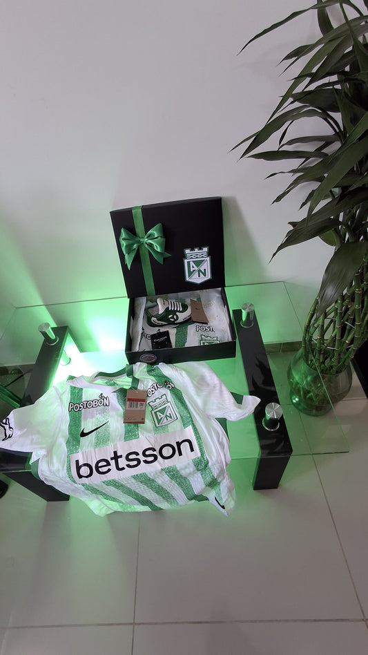 DETALLE CAMISETA ATLETICO NACIONAL 2025