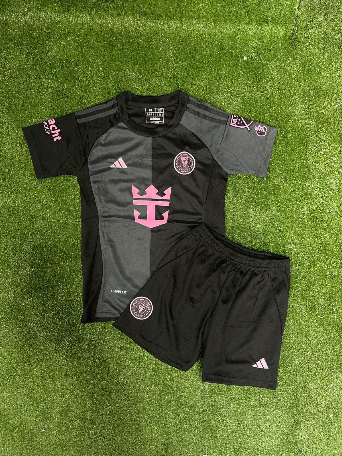 UNIFORMES DE FUTBOL