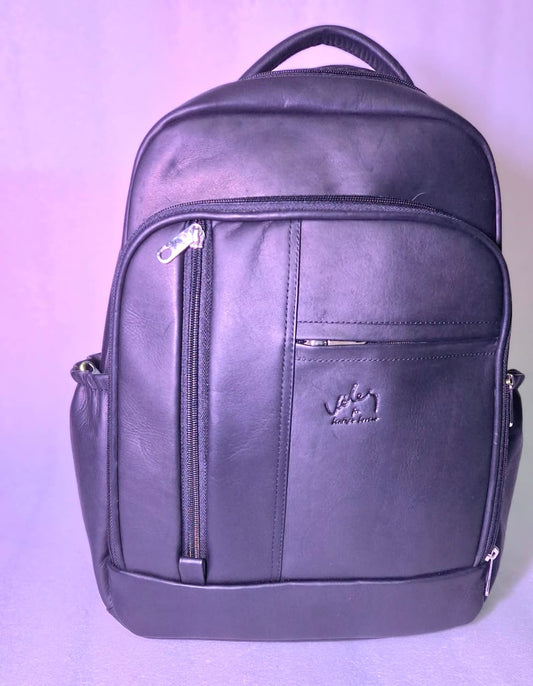 BOLSO EN CUERO TIPO VELEZ