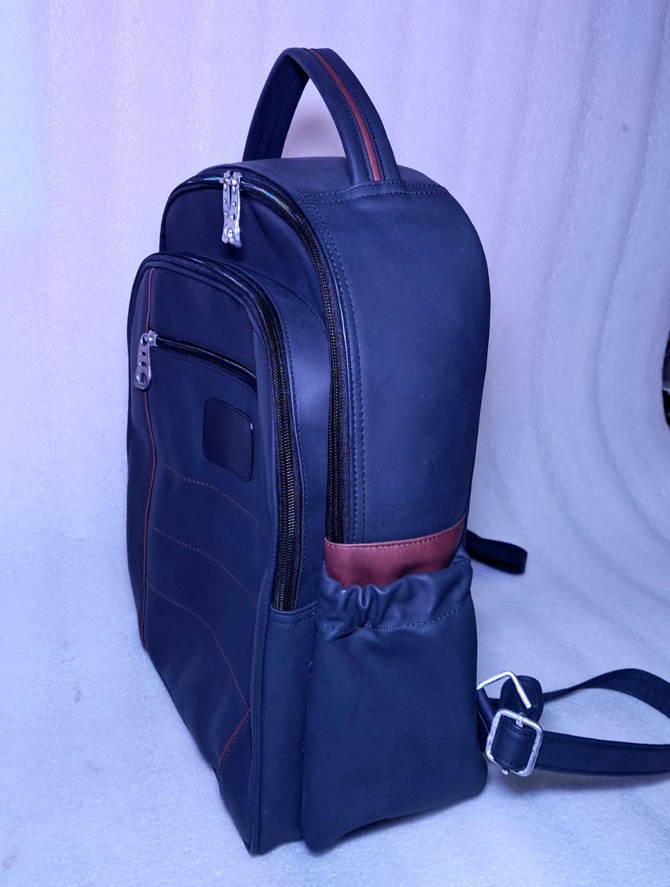 MORRAL DE CUERO PARA HOMBRE